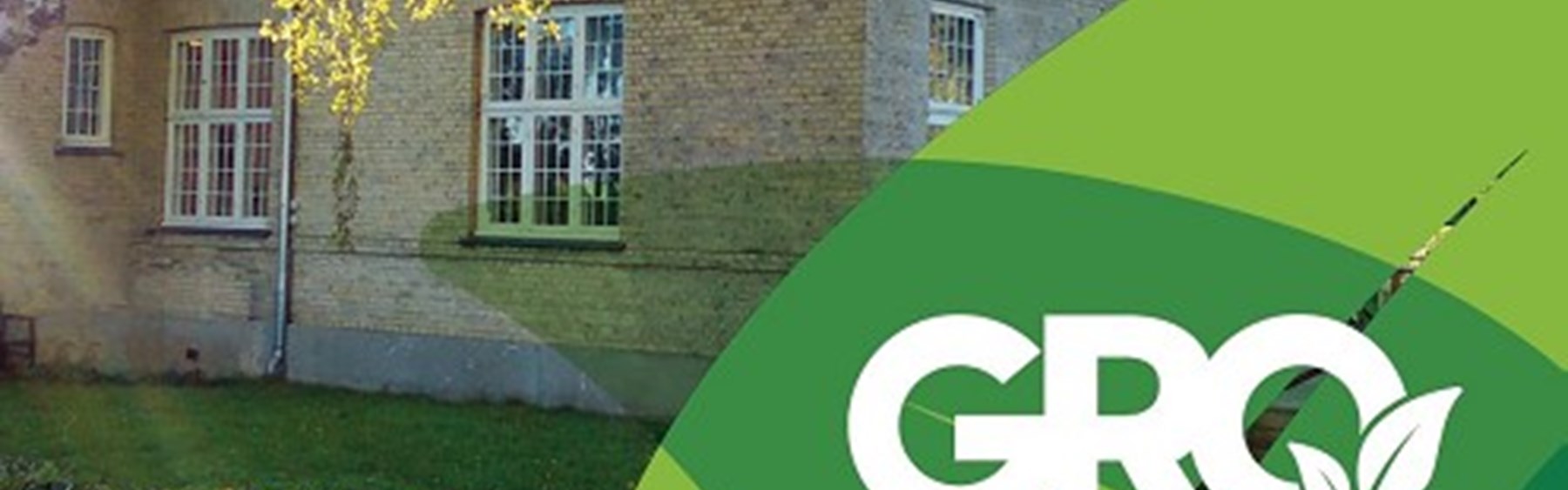 gult hus og græs. Logo for GRO.